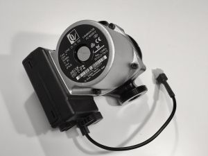 038aC. Värmebärarpump Grundfos