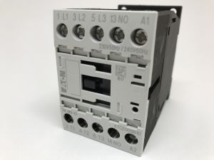 015A. Kontaktor DILM9-10
